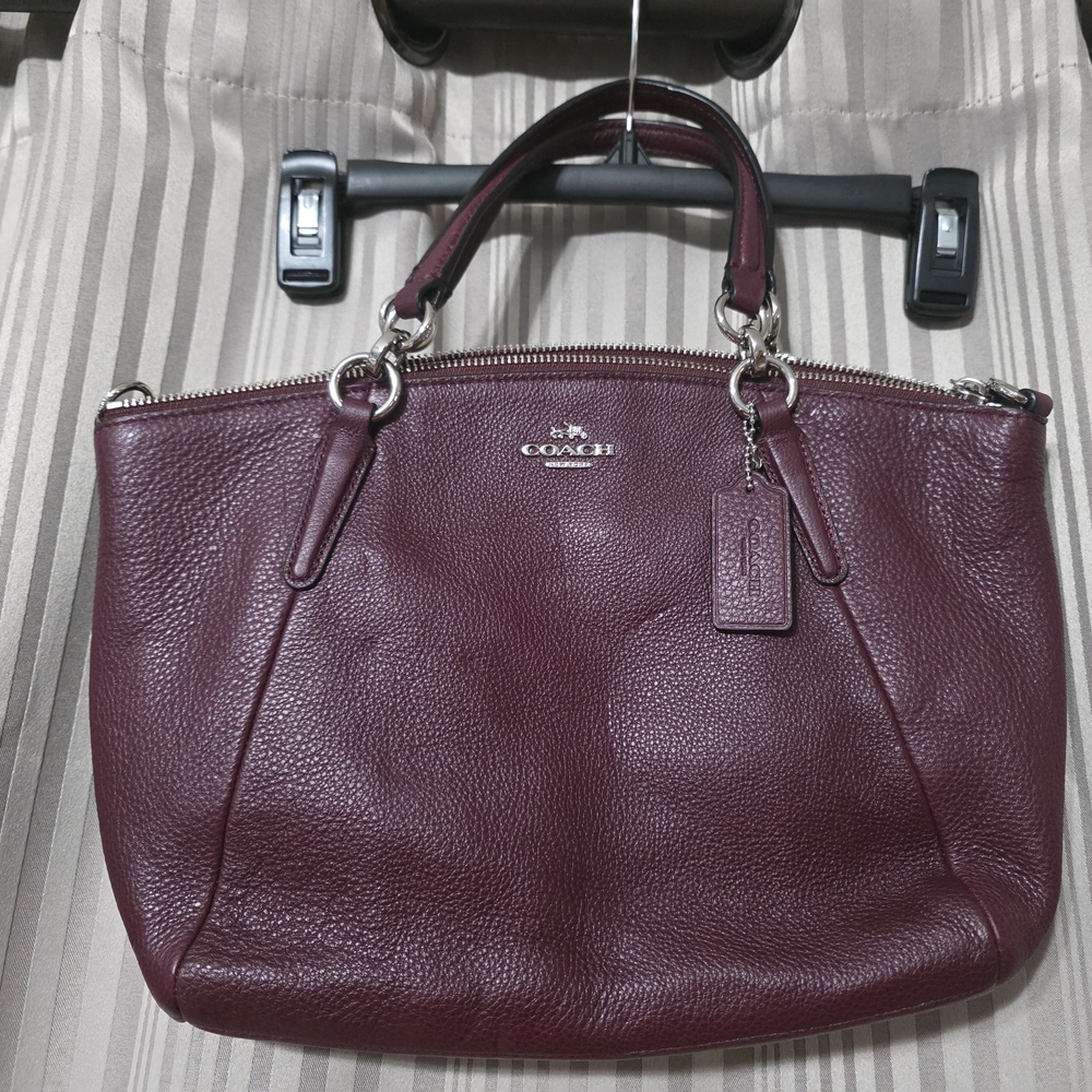 Coach Burgundy Leather Shoulder Bag